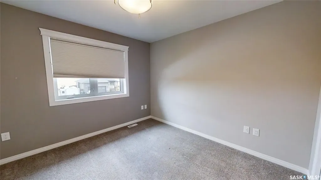 6 Cooper Way Kindersley SK S0L 1S1