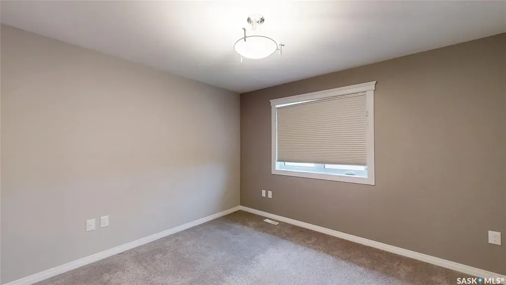 6 Cooper Way Kindersley SK S0L 1S1