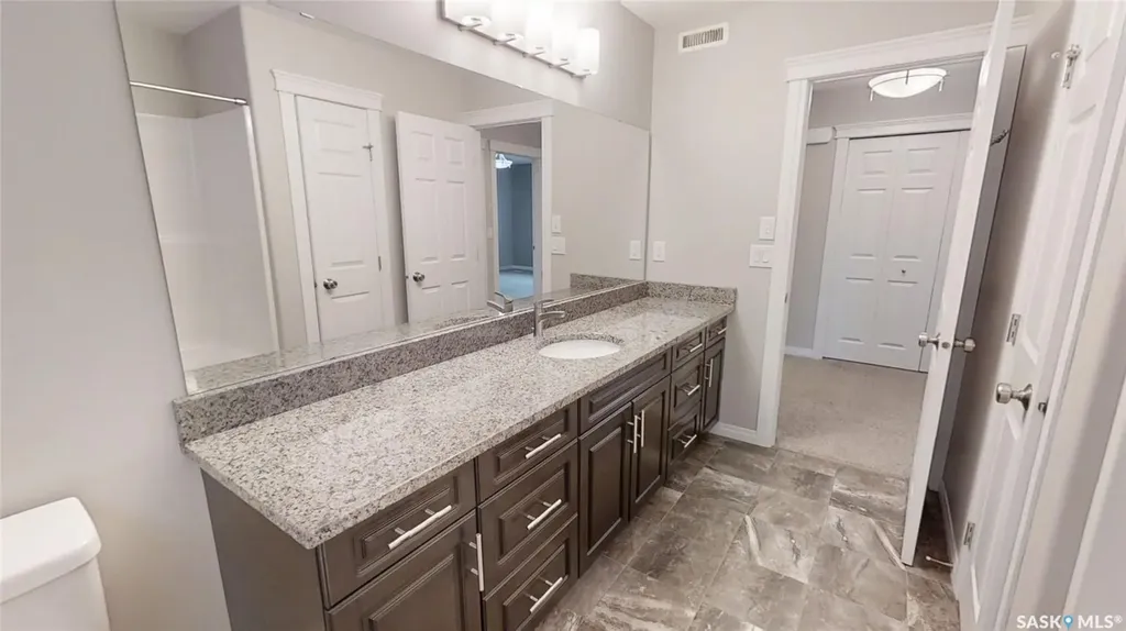 6 Cooper Way Kindersley SK S0L 1S1