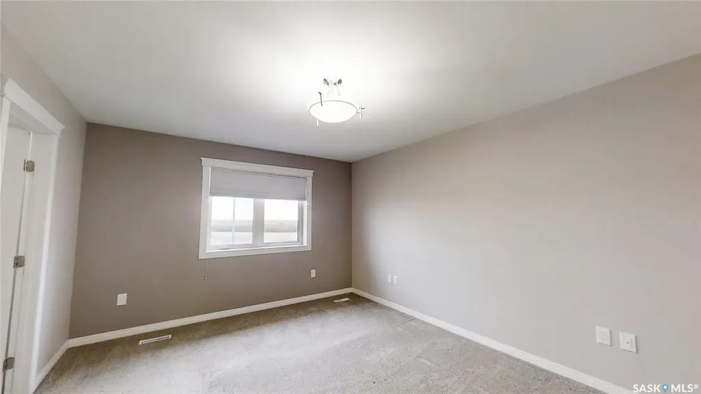 6 Cooper Way Kindersley SK S0L 1S1