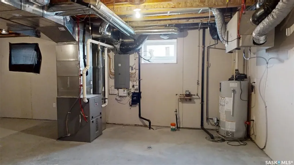 6 Cooper Way Kindersley SK S0L 1S1