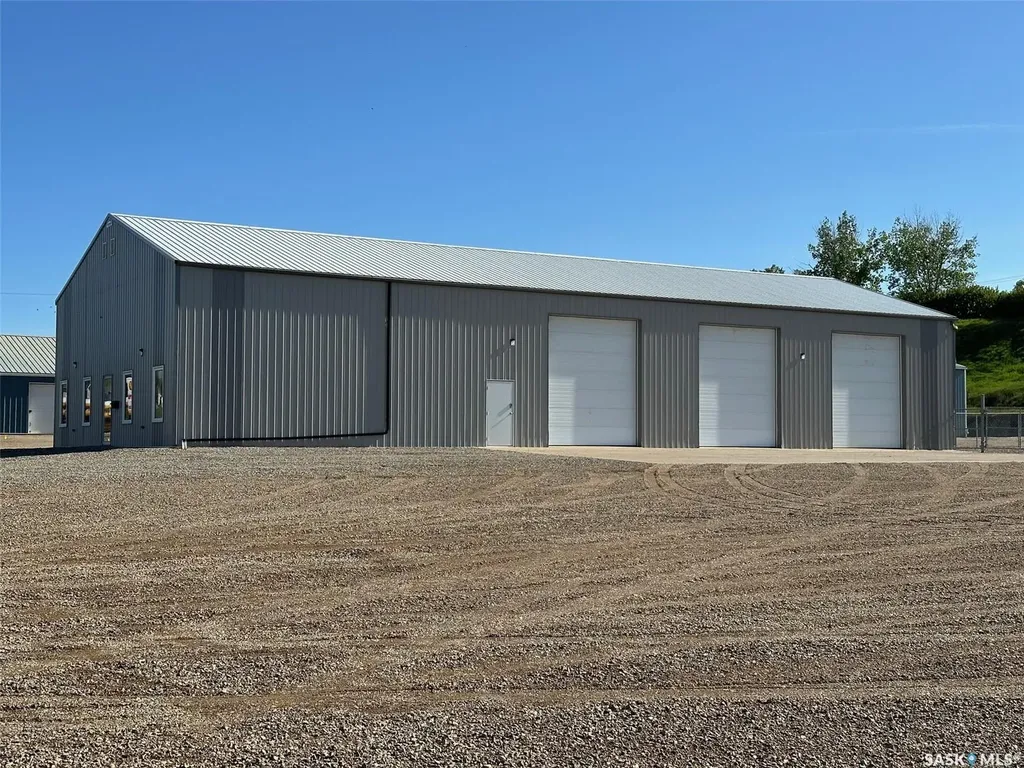 108-110 47 Highway S Estevan SK S4A 2K8