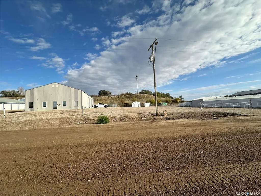 108-110 47 Highway S Estevan SK S4A 2K8