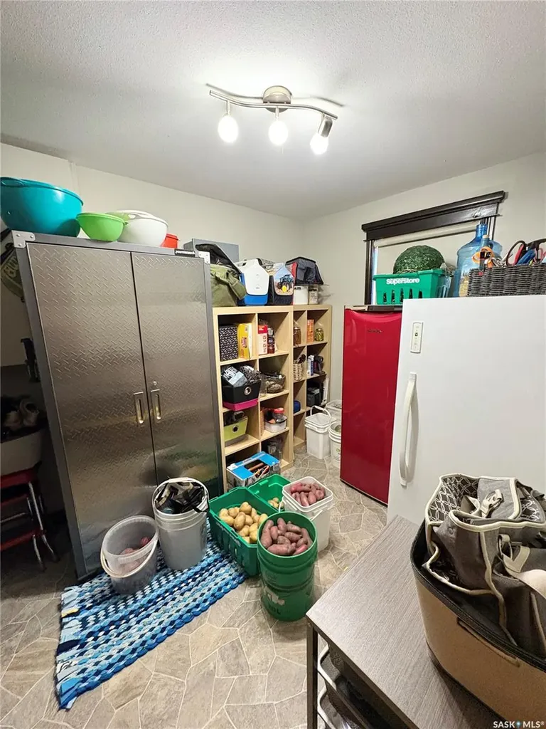 964 Whitesand Avenue Good Lake Rm No. 274 SK S0A 0L1