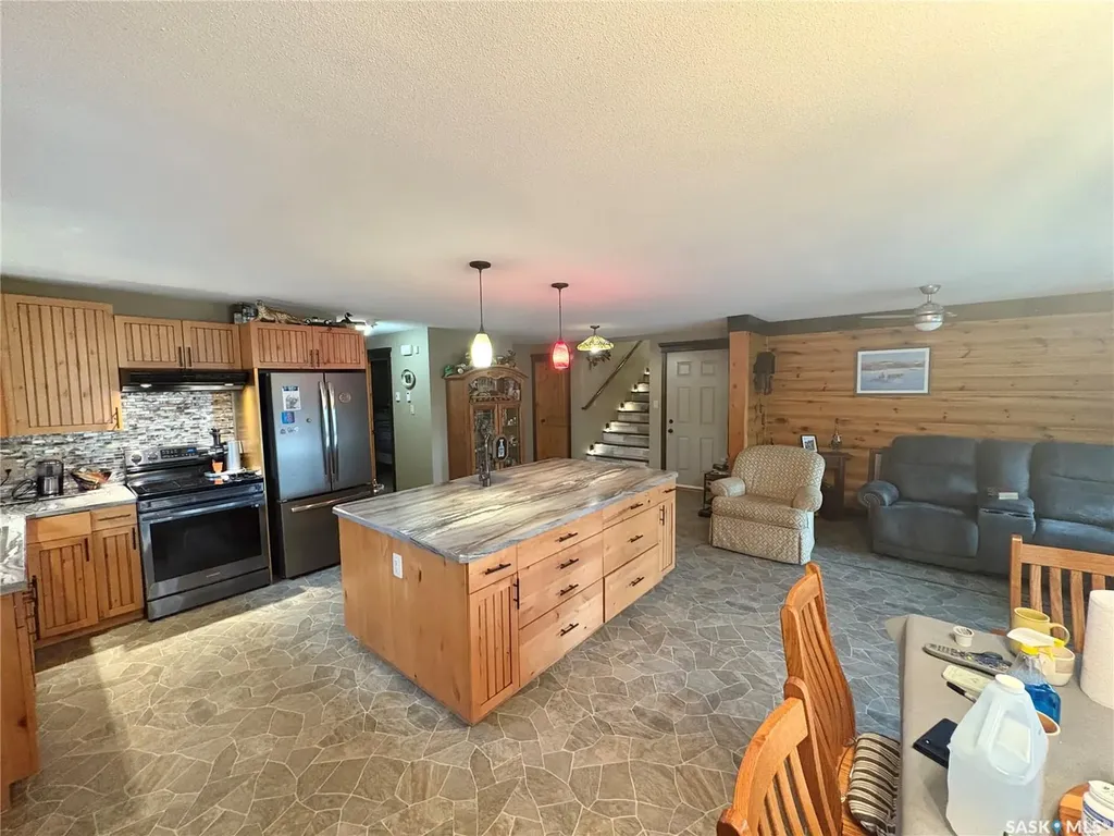 964 Whitesand Avenue Good Lake Rm No. 274 SK S0A 0L1