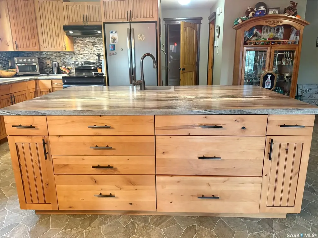 964 Whitesand Avenue Good Lake Rm No. 274 SK S0A 0L1