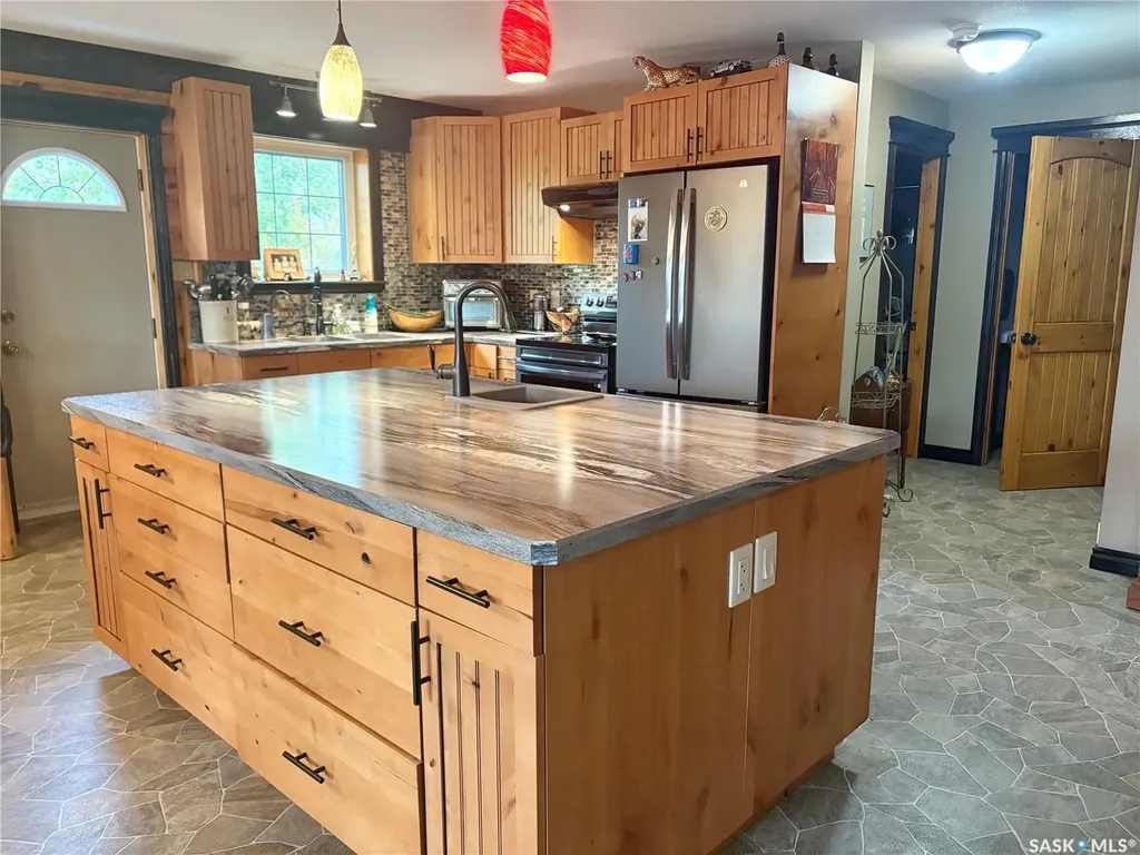 964 Whitesand Avenue Good Lake Rm No. 274 SK S0A 0L1