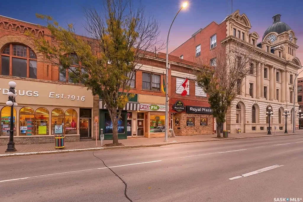 220-222 Main Street N Moose Jaw SK S6H 3J8