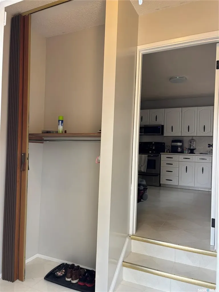 40 Overlord Crescent Kindersley SK S0L 1S0