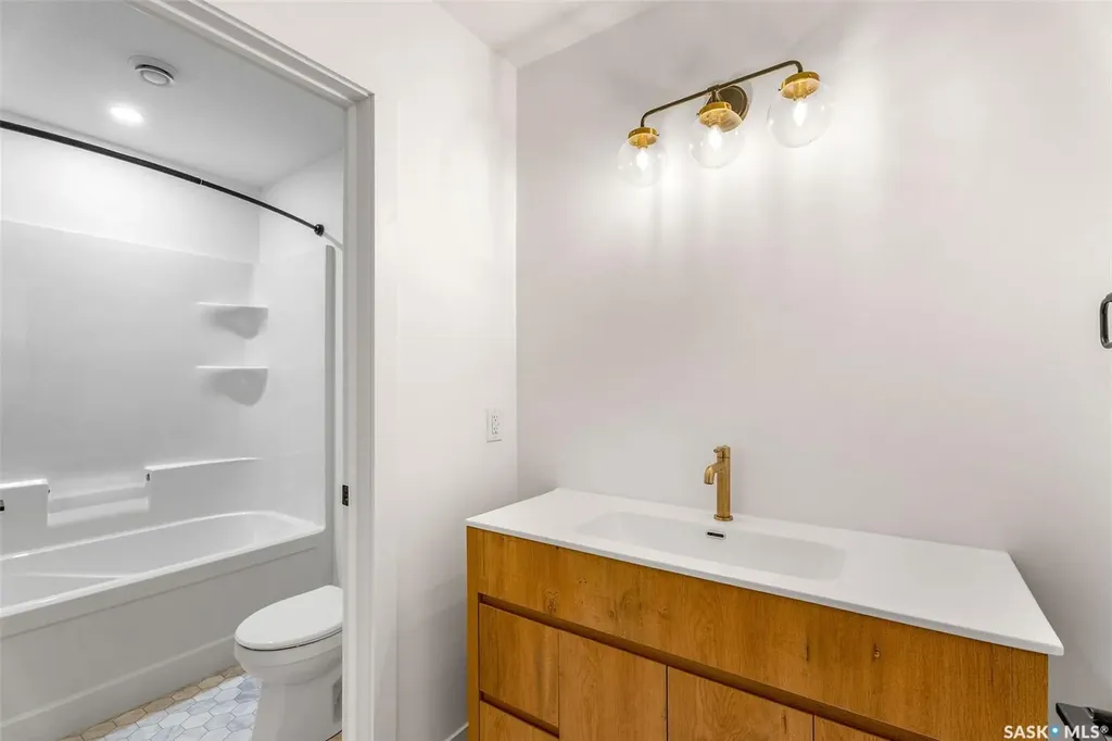 624 11th Street Humboldt SK S0K 2A0