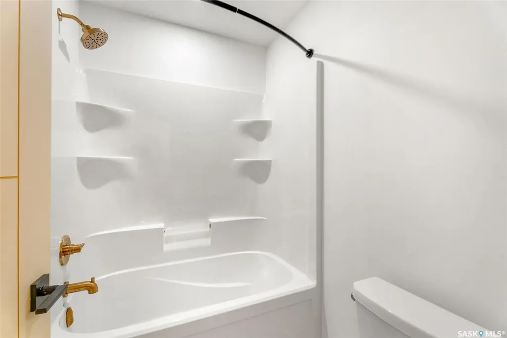 624 11th Street Humboldt SK S0K 2A0