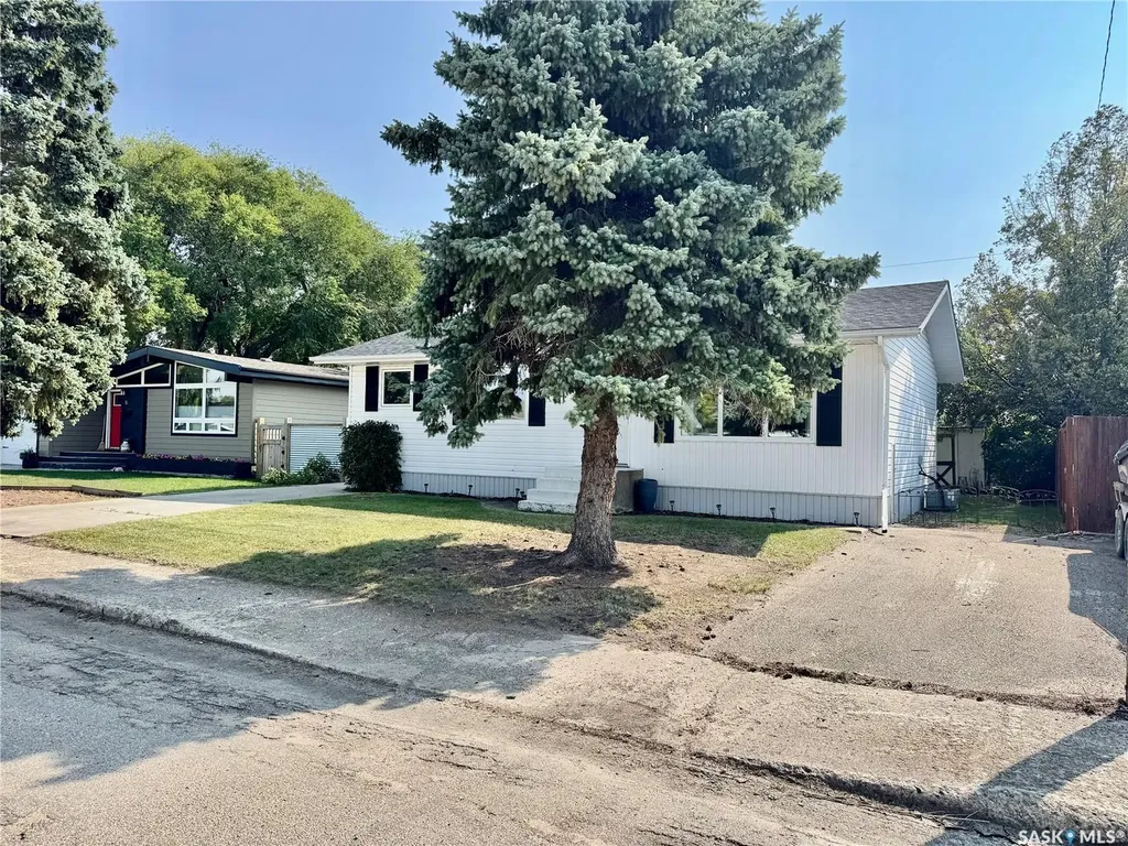 12 King Crescent Humboldt SK S0K 2A0