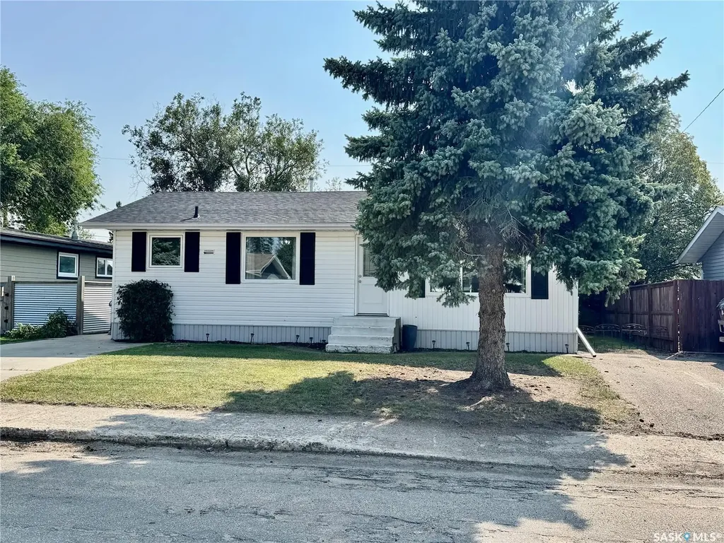12 King Crescent Humboldt SK S0K 2A0