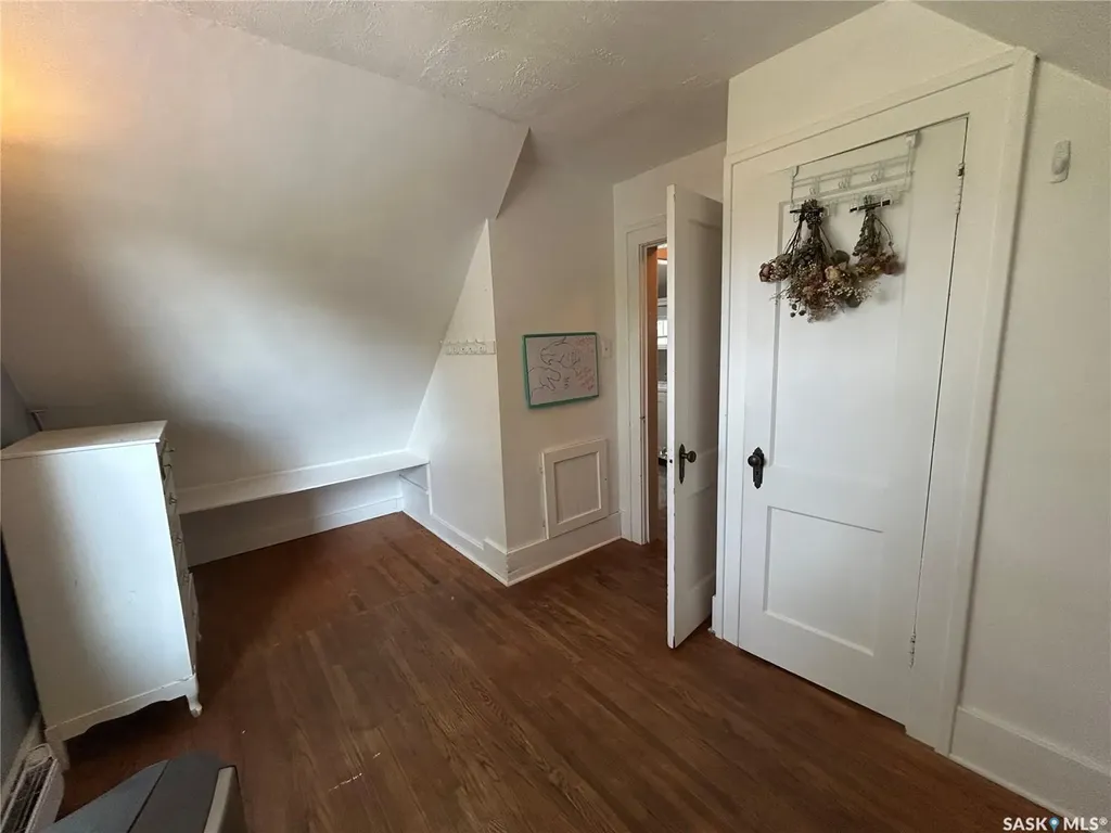 1402 2nd Street Estevan SK S4A 0M6