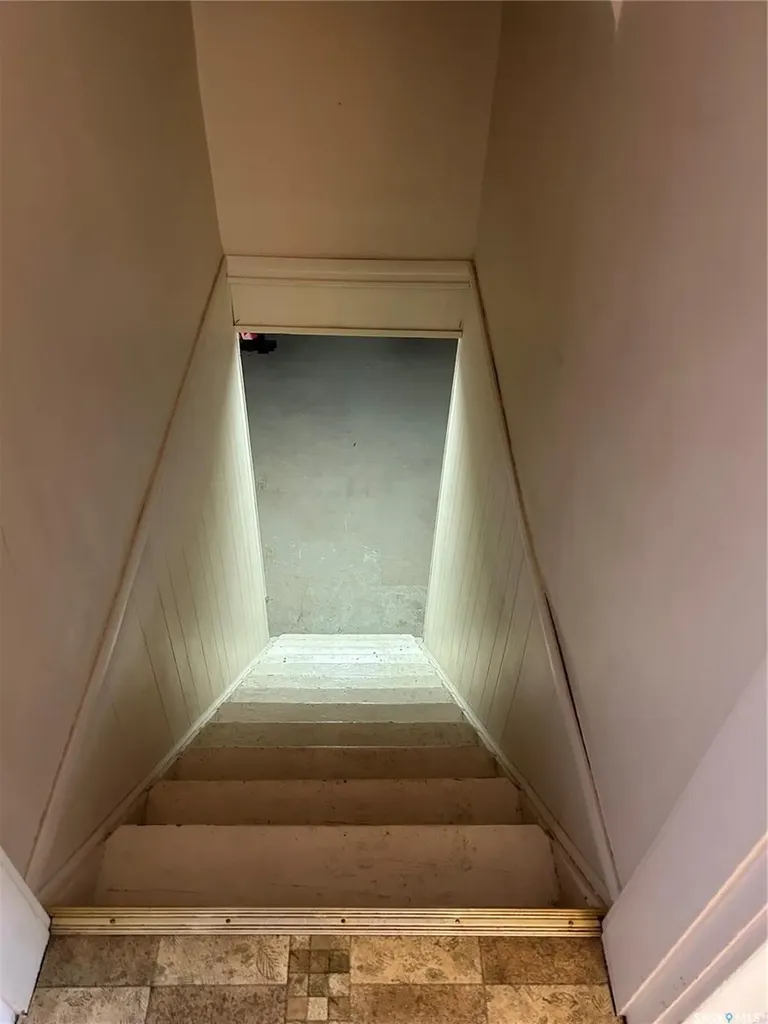 1402 2nd Street Estevan SK S4A 0M6