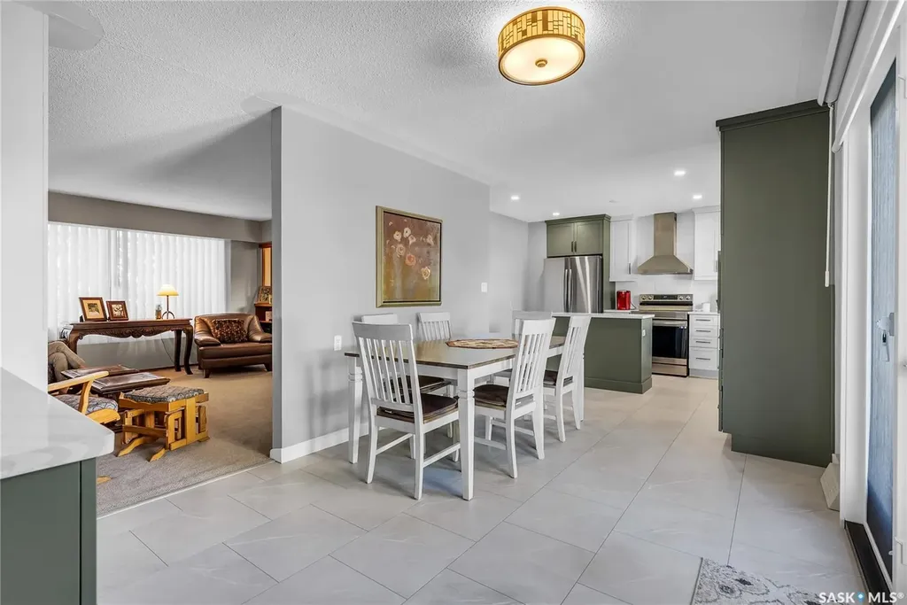 604 King Street Imperial SK S0G 2J0