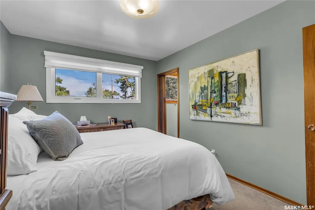 604 King Street Imperial SK S0G 2J0