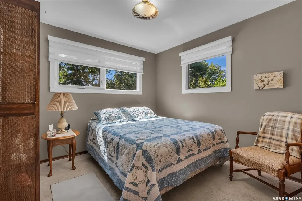 604 King Street Imperial SK S0G 2J0