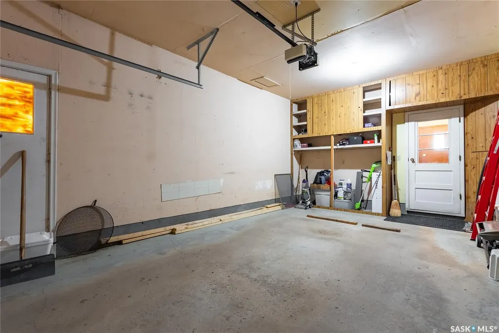 604 King Street Imperial SK S0G 2J0