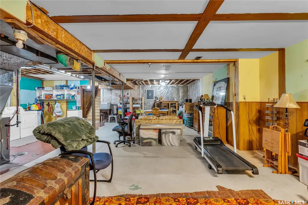 604 King Street Imperial SK S0G 2J0