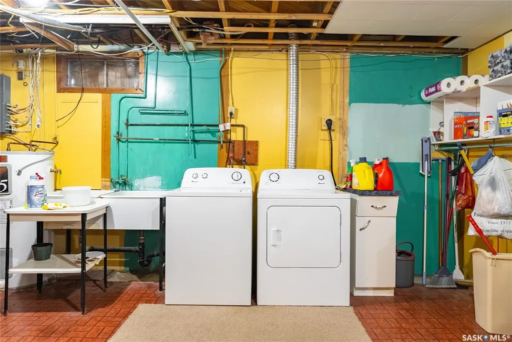 604 King Street Imperial SK S0G 2J0