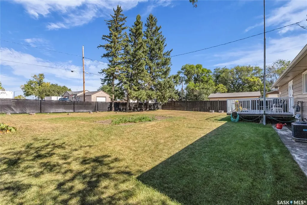 604 King Street Imperial SK S0G 2J0