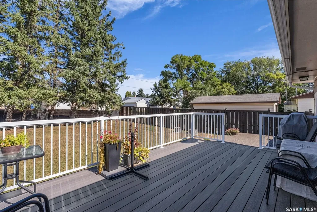 604 King Street Imperial SK S0G 2J0