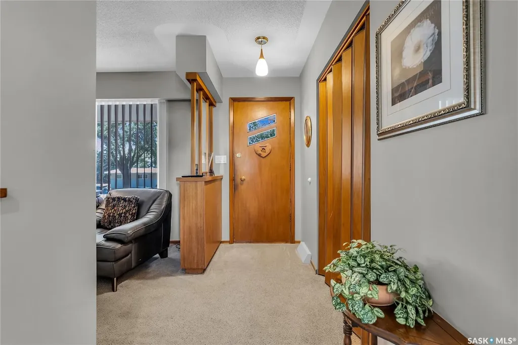 604 King Street Imperial SK S0G 2J0