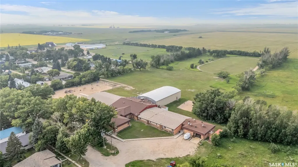 604 King Street Imperial SK S0G 2J0