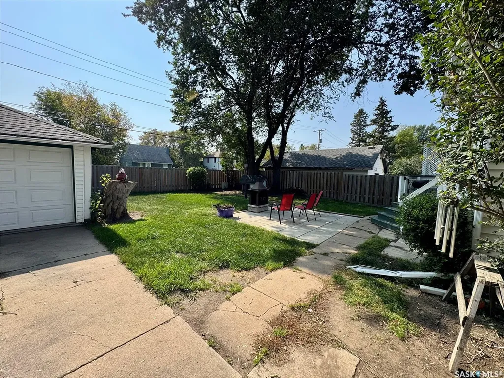 119 22nd Street E Prince Albert SK S6V 1N2