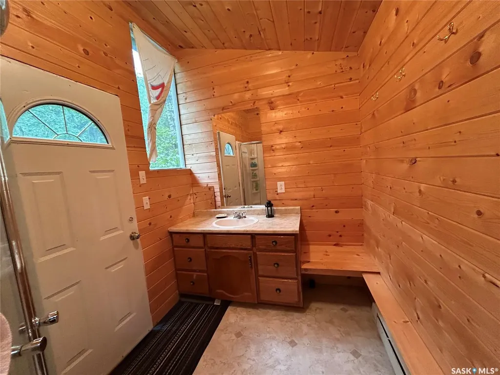 6030 Spruce Way Bjorkdale Rm No. 426 SK S0E 0E0