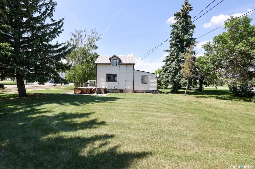 307 Missouri Avenue Yellow Grass SK S0G 5J0