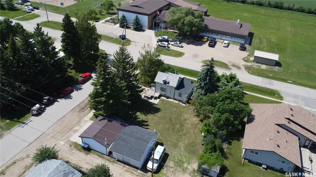 307 Missouri Avenue Yellow Grass SK S0G 5J0