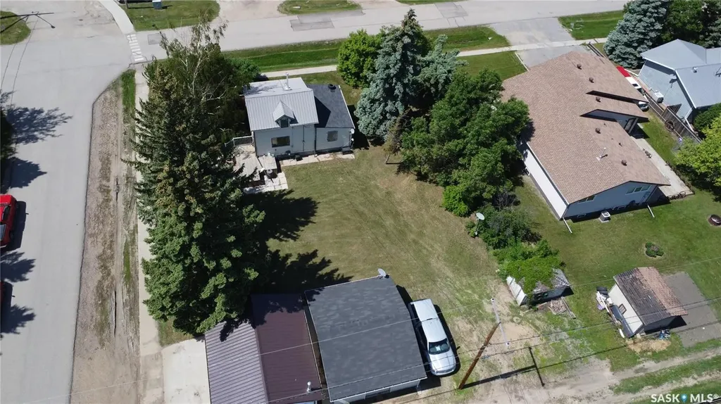 307 Missouri Avenue Yellow Grass SK S0G 5J0