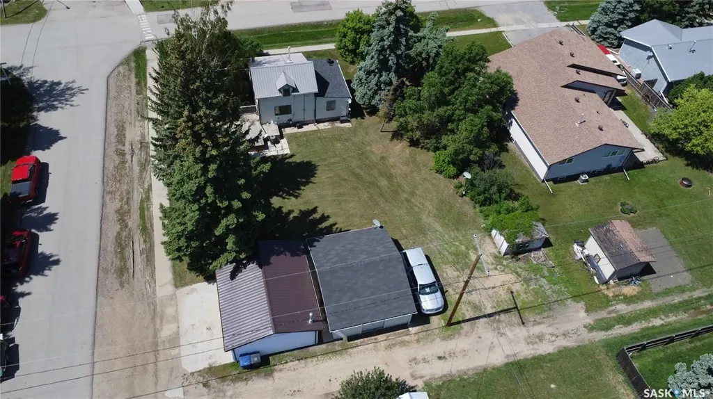 307 Missouri Avenue Yellow Grass SK S0G 5J0