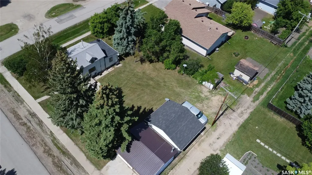 307 Missouri Avenue Yellow Grass SK S0G 5J0