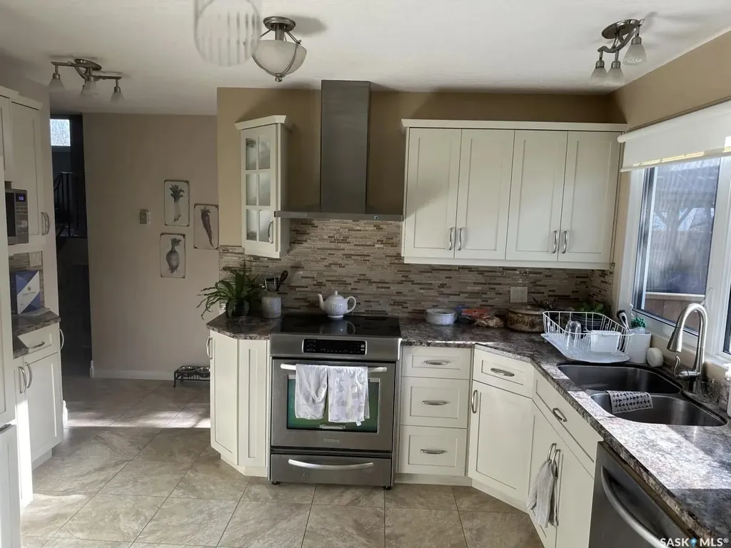 114 Garvin Crescent Canora SK S0A 0L0