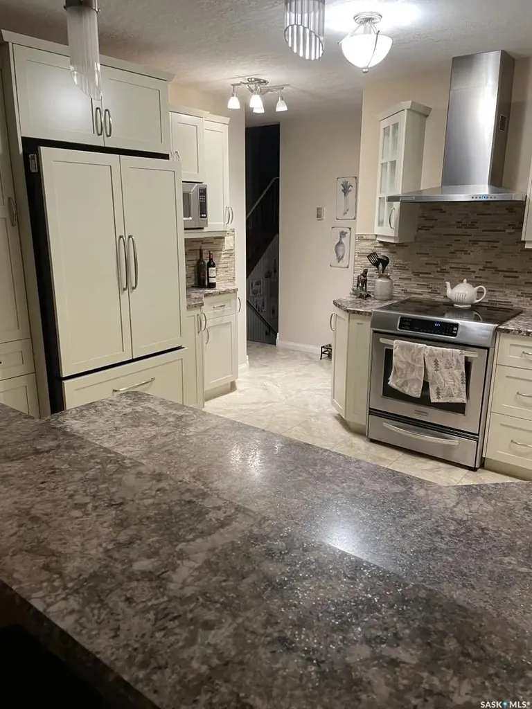 114 Garvin Crescent Canora SK S0A 0L0