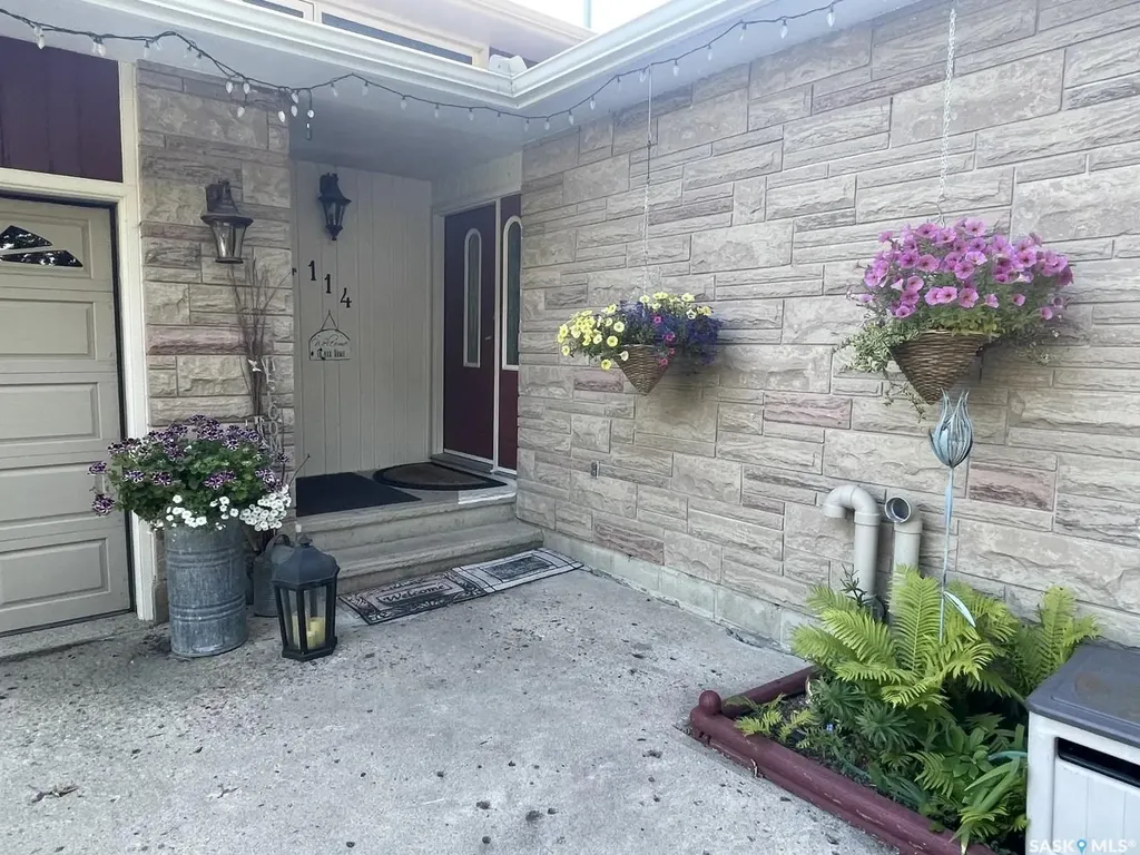 114 Garvin Crescent Canora SK S0A 0L0