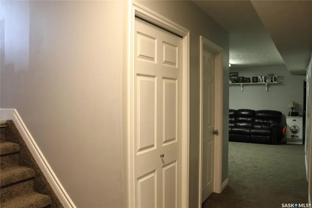 409 5th Street W Wilkie SK S0K 4W0