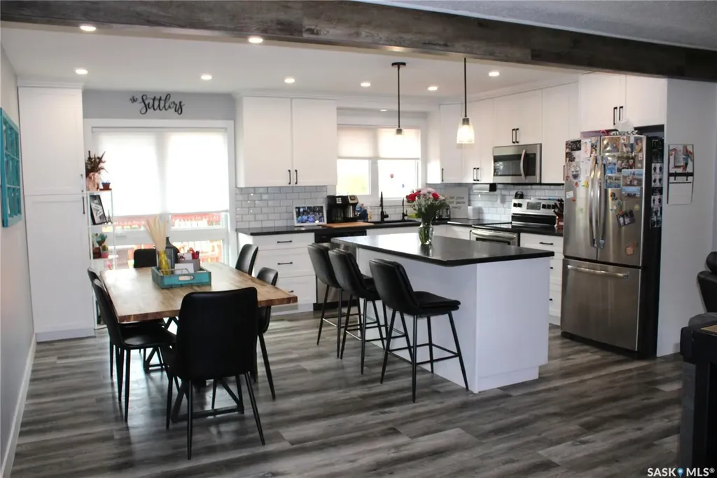 409 5th Street W Wilkie SK S0K 4W0