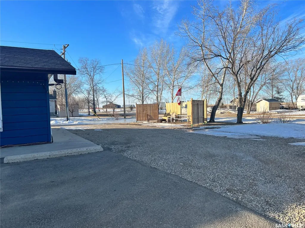 447 Saskatchewan Street Elbow SK S0H 1J0