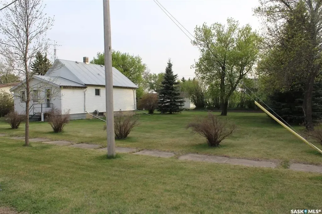 110 7th Avenue Alameda SK S0C 0A0