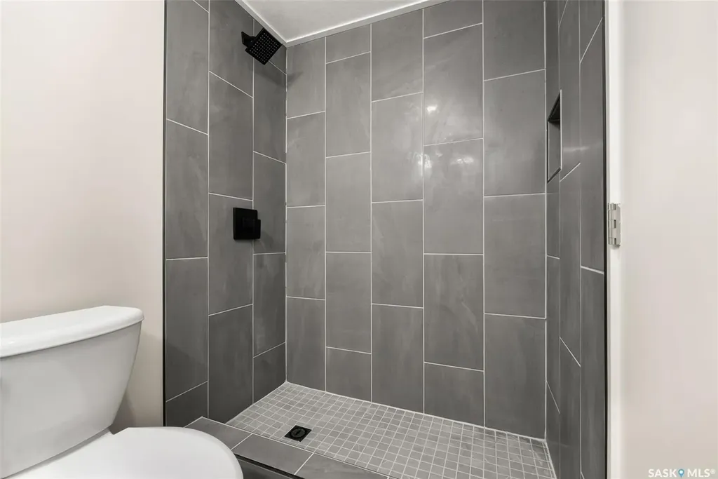 913 Pincherry Place E Katepwa Beach SK S0G 1S0