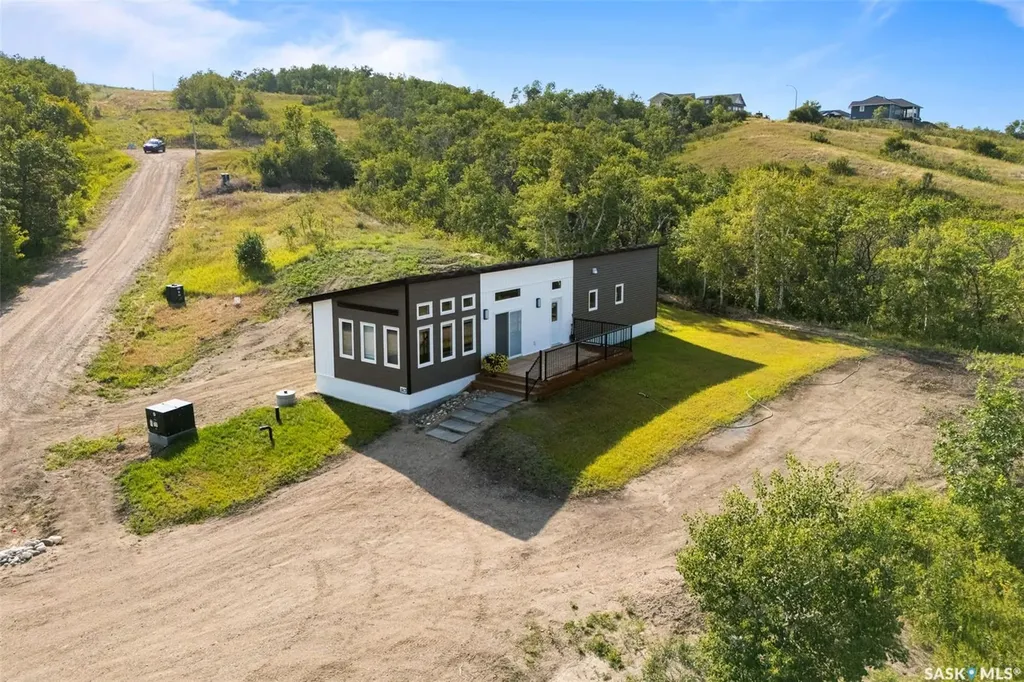 913 Pincherry Place E Katepwa Beach SK S0G 1S0