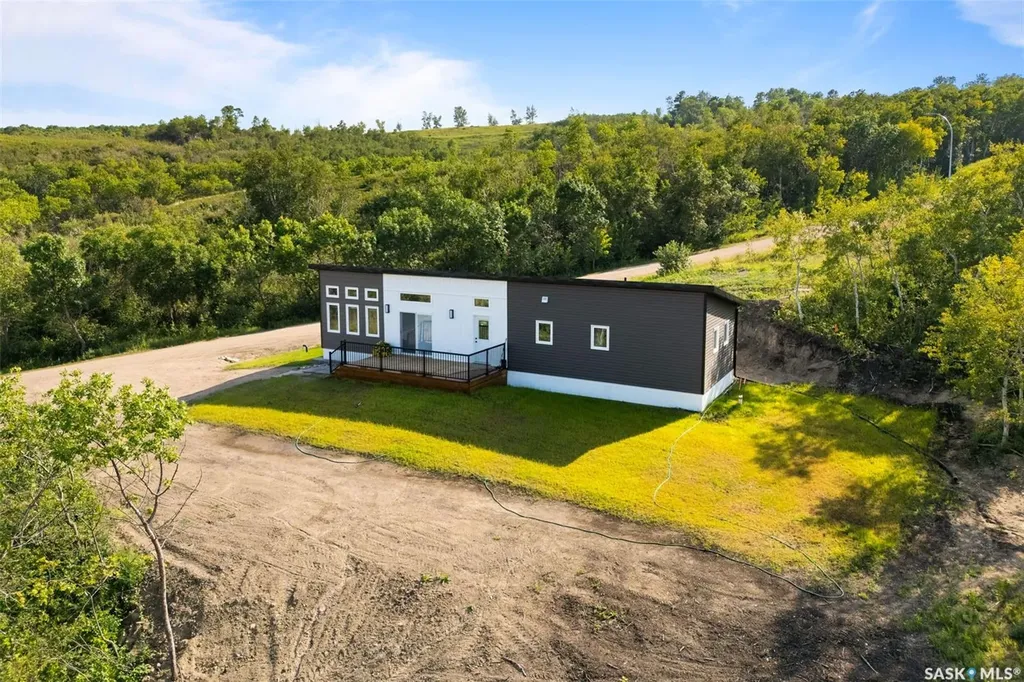 913 Pincherry Place E Katepwa Beach SK S0G 1S0