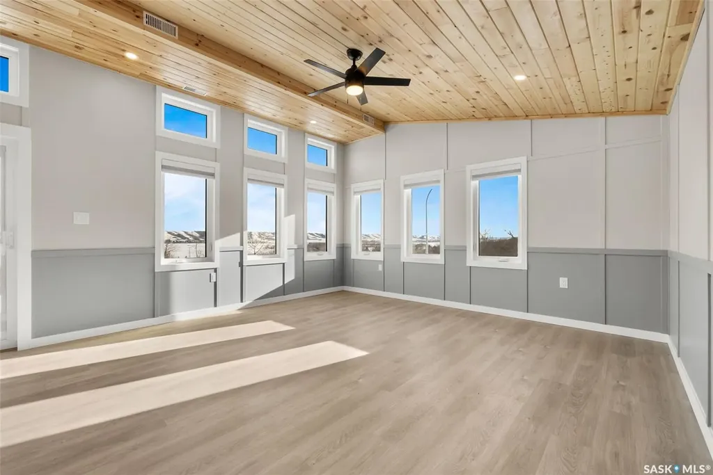 913 Pincherry Place E Katepwa Beach SK S0G 1S0