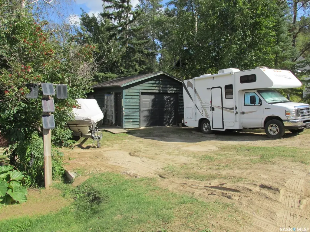 701 Pine Drive Tobin Lake SK S0E 1E0