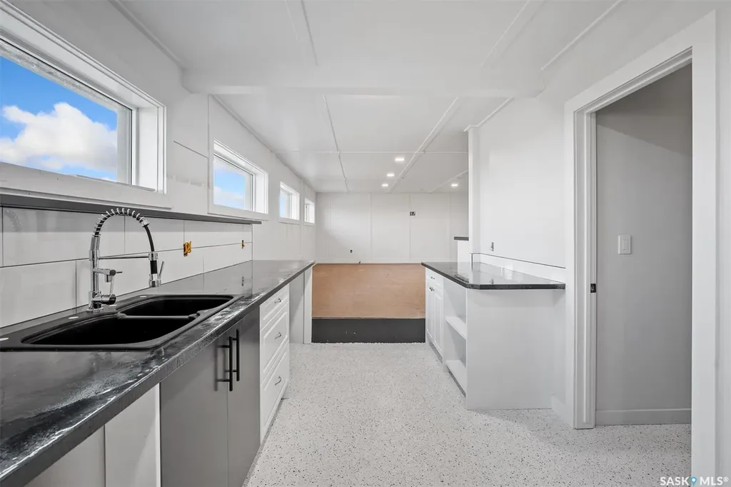 19 Abbey Road Corman Park Rm No. 344 SK S0K 2T0