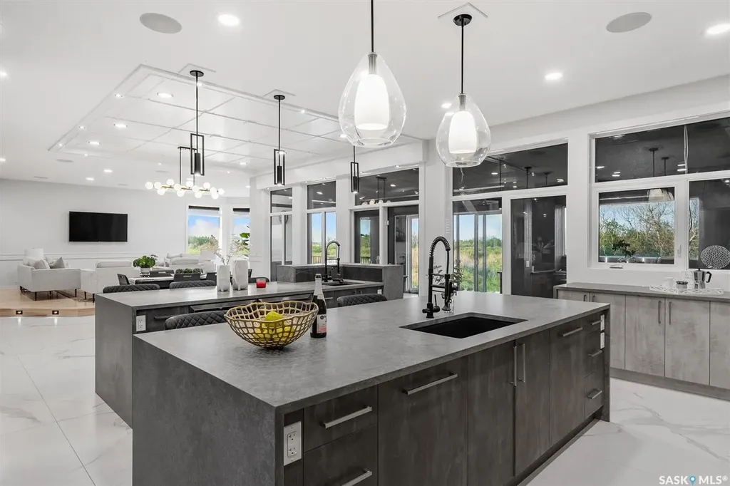 19 Abbey Road Corman Park Rm No. 344 SK S0K 2T0